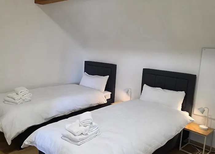 Haus - Fuer Monteure